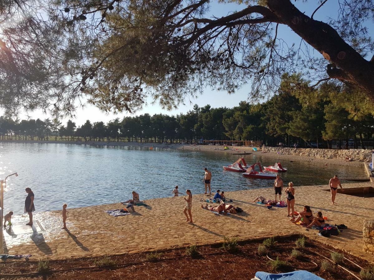 App Mirjana Appartement Novigrad Istria Buitenkant foto